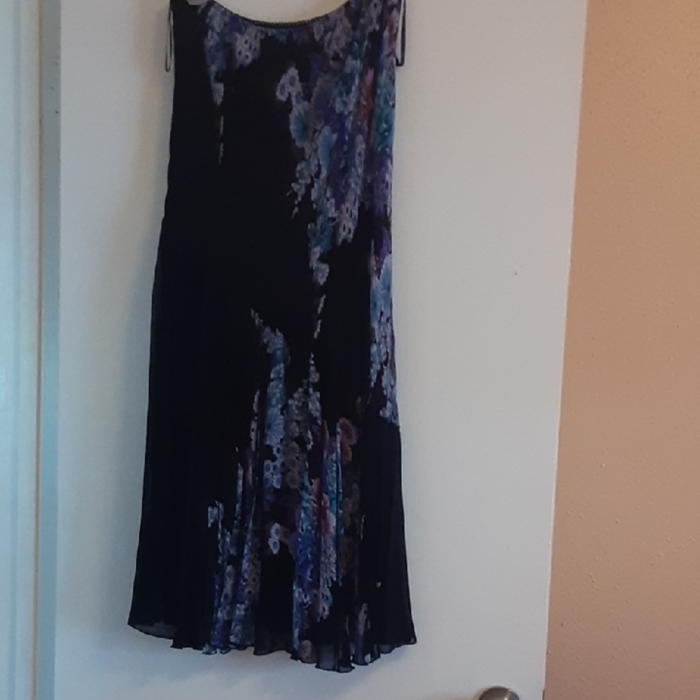 Rouge Helium Black and Blue Floral A-Line Skirt